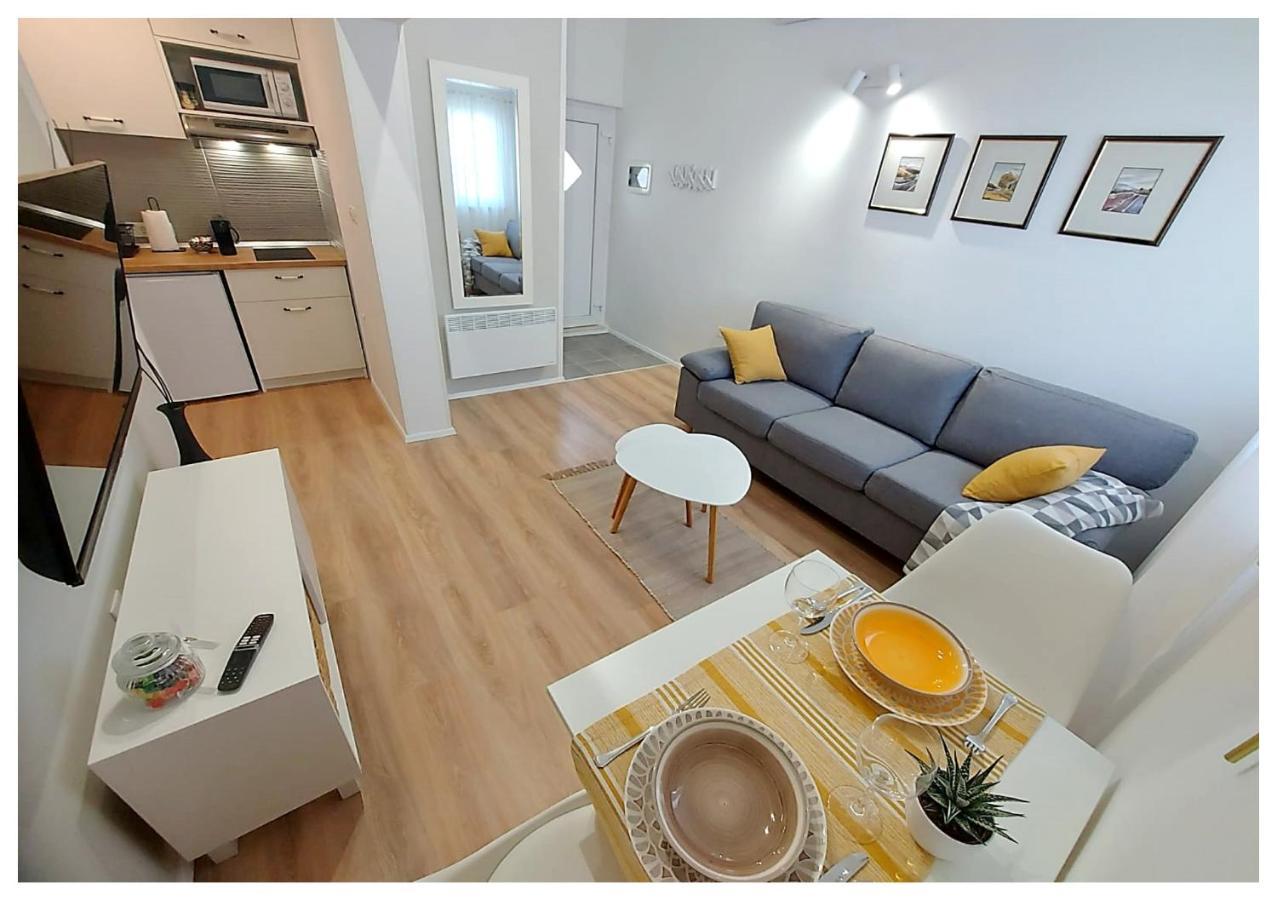 Apartments Fantasia Пула Екстер'єр фото