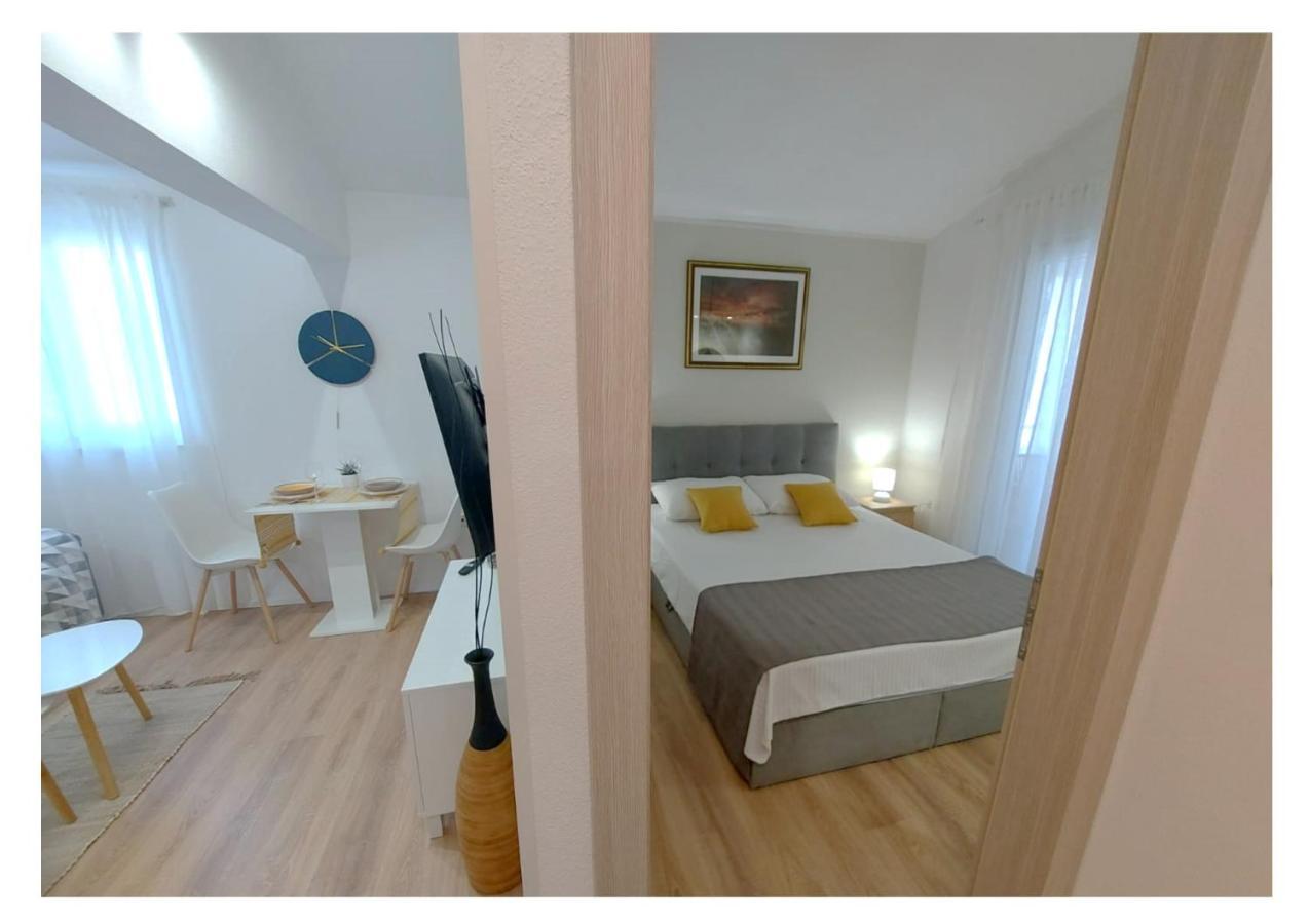 Apartments Fantasia Пула Екстер'єр фото