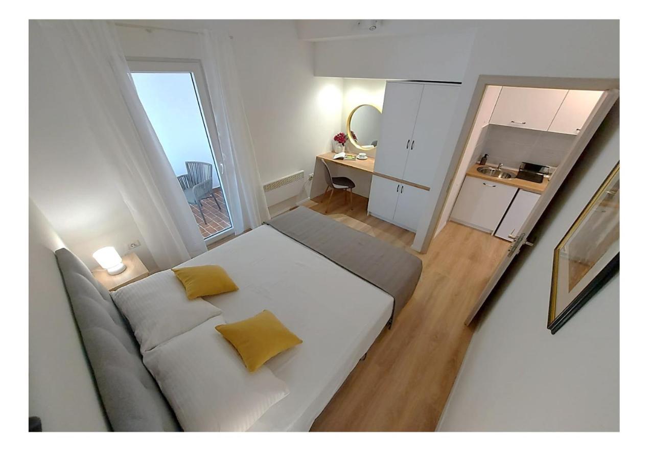 Apartments Fantasia Пула Екстер'єр фото